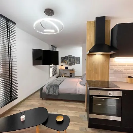 Easy Location - Parking - Free Wifi - Tourism And Business Appartement Freyming-Merlebach