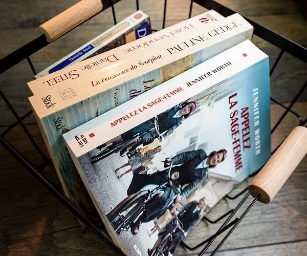 Easy Location - Parking - Free Wifi - Tourism And Business *