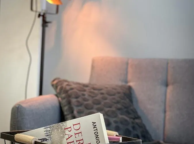 Easy Location - Parking - Free Wifi - Tourism And Business